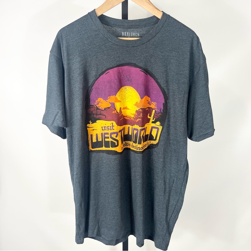 NWT Boxlunch Westworld Destination T-shirt Size XL